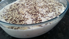 Sobremesa de abacaxi com canela