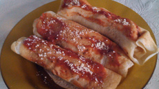 Panqueca sem ovos de carne desfiada