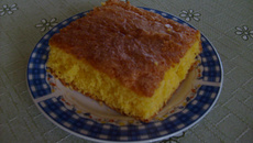 Bolo de cenoura e laranja
