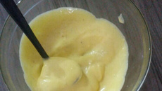 Molho hollandaise (holandês)