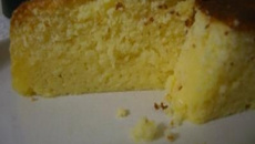 Bolo português de coco