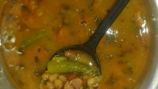 Feijão com Calabresa