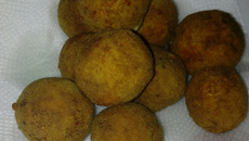 Bolinhos de baião de dois