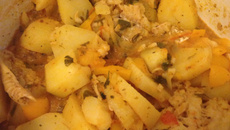 Filé de polaka com batata ao molho