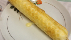 Pão de queijo no palito