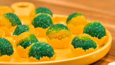 Brigadeiro para a Copa do Mundo com açúcar colorido verde e amarelo