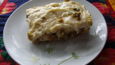 Bacalhau no pão de fôrma ao forno do Lúcio Cezar