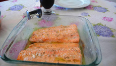 Salmão de micro-ondas de 6 minutos (fácil e prático)