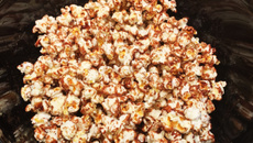 Pipoca doce de chocolate