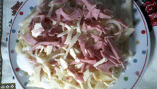 Macarrão com frios ao molho branco