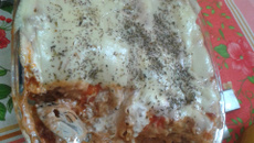 Lasanha ao molho barbecue