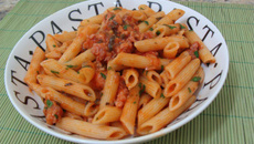 Pene ao molho bolonhesa especial da Abima