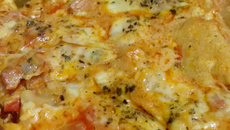 Lasanha de salsicha moída