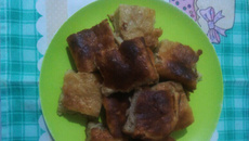 Pudim de pão no forno