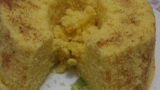 Bolo de fubá de micro-ondas