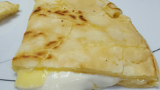 Pão de queijo prático e não vai ao forno.