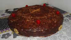 Torta de banana com ghanache de chocolate