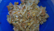 Macarrão frio com atum