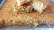 Bolo de mandioca da vovó