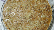 Carne moída com batata e creme de leite