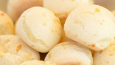 Pão de queijo fácil