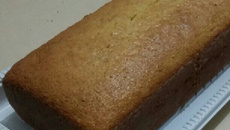 Broa de fubá de assadeira