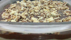 Pavê de bombom com morango