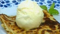 Crepe com recheio doce