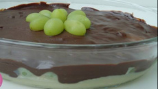 Bombom de travessa de uva