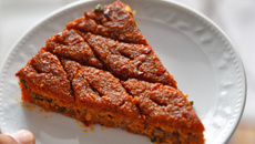 Quibe de forno recheado com mussarela e presunto