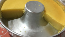 Bolo de mandioca congelada