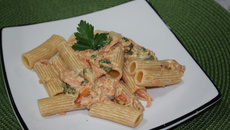 Rigatoni com legumes
