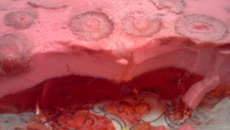 Geladão de morangos fácil e barato