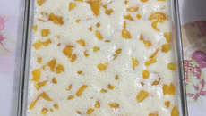 Pudim de pêssego com chocolate fácil  e delicioso