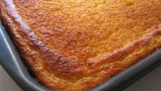 Bolo cremoso de fubá