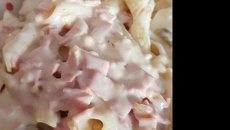 Macarrão de molho branco simples