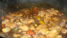 Frango xadrez by Neneli