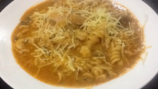 Macarrão na panela de pressão