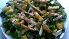 Salada Mango Chicken