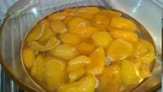 Pêssego em calda caseiro