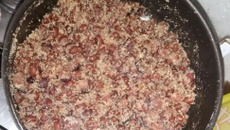 Farofa de feijão de corda da Simone