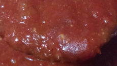 Molho de tomate caseiro e temperado