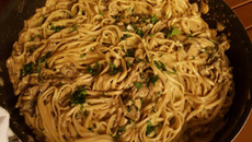 Fettuccine com cogumelos maravilhoso da Mel