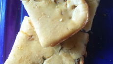 Torta salgada de sardinha