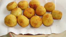 Bolinho de carne e batata