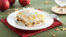 Pavê de abacaxi, coco e doce de leite