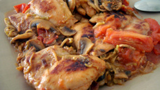 Sobre-coxa ao molho de champignon