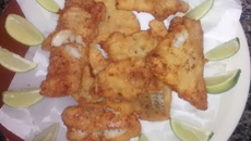 Merluza empanada frita