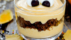 Sobremesa gostosa de bolacha/biscoito recheado