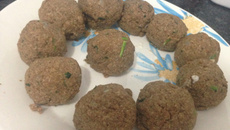 Almôndega de soja recheada com requeijão